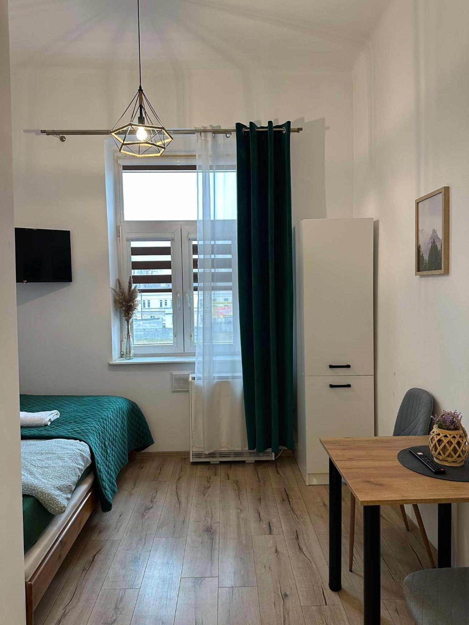 Apartament Zielony Kollataja Tomaszow Mazowiecki Bagian luar foto